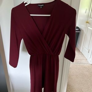 Maroon, 3/4 sleeve v neck dress. XXS
